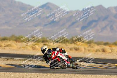 media/Jan-11-2025-CVMA (Sat) [[ddeb3f563a]]/Race 13-Amateur Supersport Open/